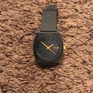 Nixon Watch (Minimal)